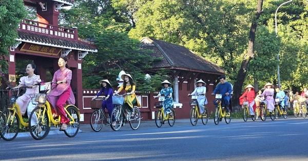 Các ứng dụng phổ biến của ảnh lụa trong nghệ thuật, thời trang và quảng cáo
